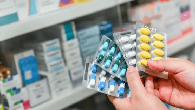 Bổ sung 357 thuốc BHYT chi trả xuống tuyến xã